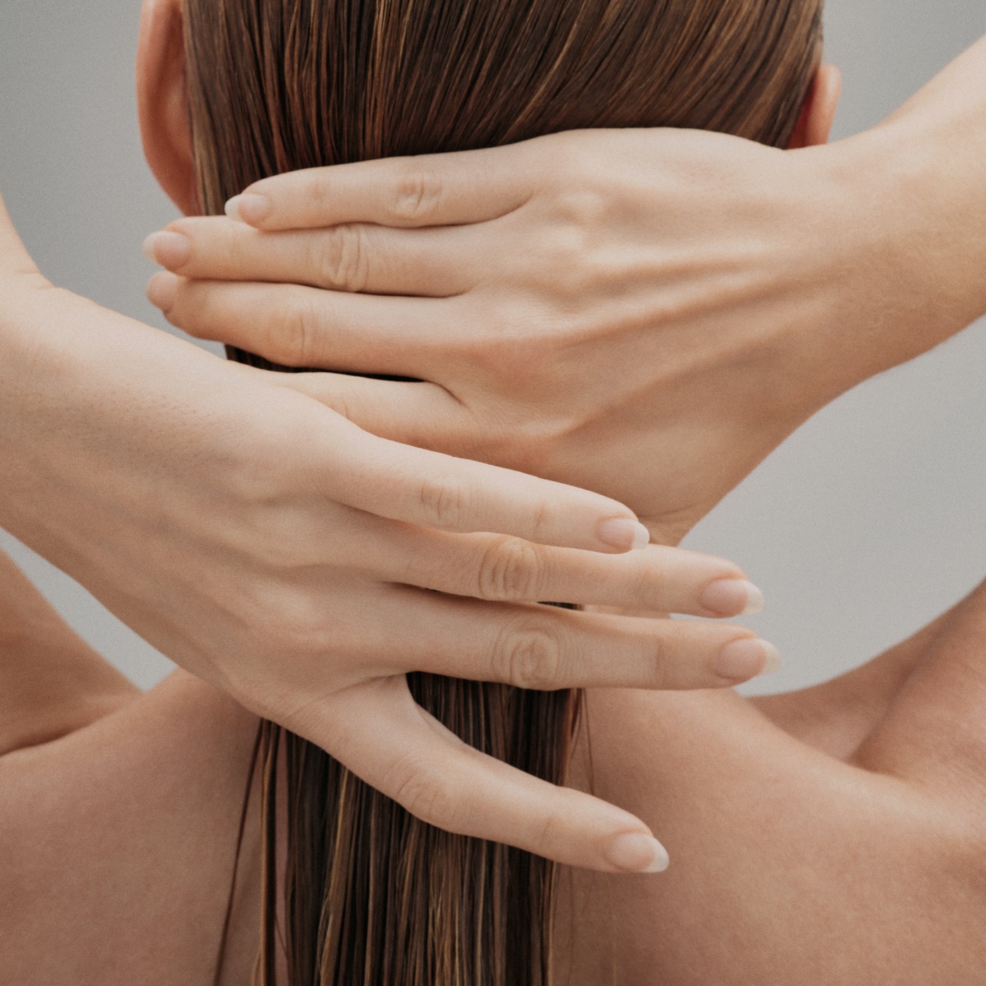 Crown Affair The Leave-In Conditioner shown on a model